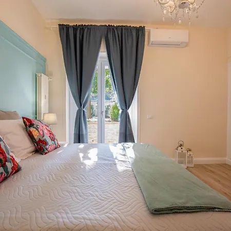 Twins House B&B